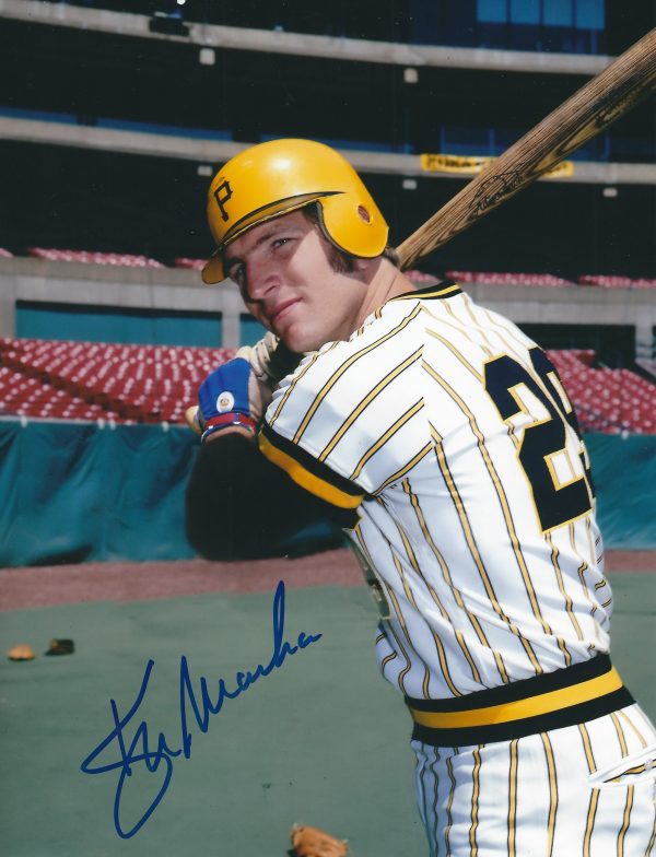 Autographed KEN MACHA 8X10 Pittsburgh Pirates Photo