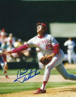 AUTOGRAPHED KENT TEKULVE 8X10 Cincinnati Reds Photo