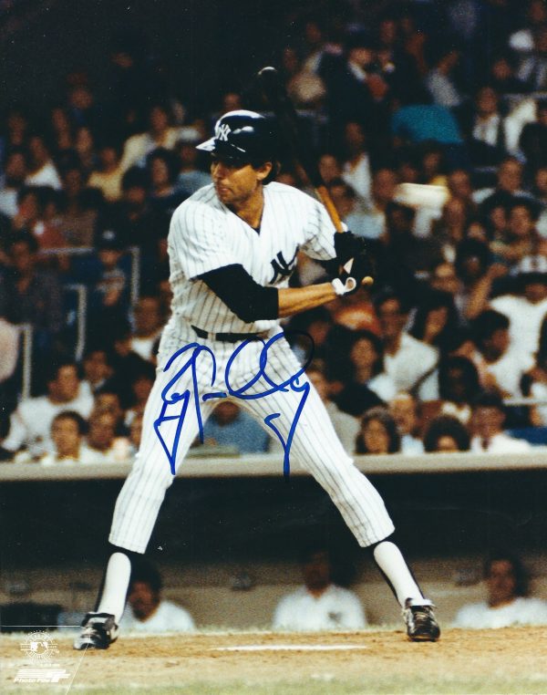 AUTOGRAPHED ROY SMALLEY 8X10 NEW YORK YANKEES photo