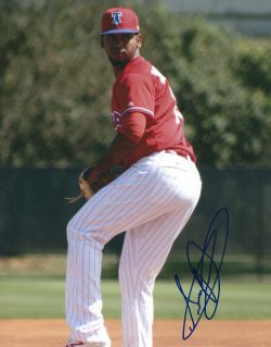 AUTOGRAPHED SERANTHONY DOMINGUEZ 8X10 Philadelphia Phillies Photo