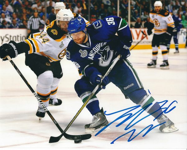 Autographed JANNICK HANSEN 8X10 Vancouver Canucks Photos