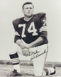 Autographed MIKE MCCORMACK 8X10 Cleveland Browns Photo