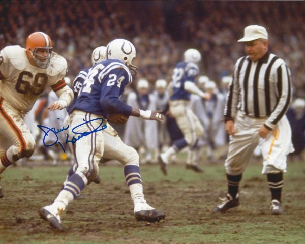 Autographed JIM KANICKI 8X10 Cleveland Browns Photo