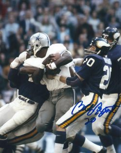 Autographed BOBBY BRYANT 8X10 Minnesota Vikings Photo