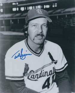 AUTOGRAPHED TED SIZEMORE 8X10 St. Louis Cardinals photo