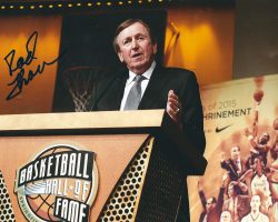 Autographed ROD THORN 8X10 Chicago Bulls photo