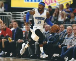 Autographed TERRENCE ROSS 8X10 Orlando Magic Photo