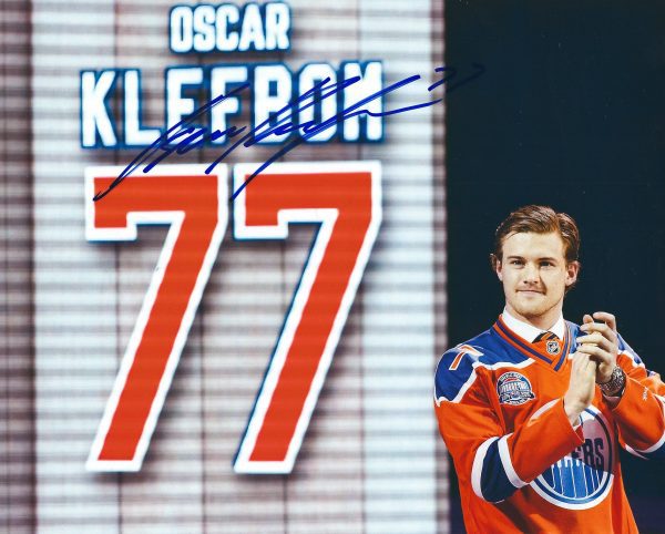 Autographed OSCAR KLEFBOM 8X10 Edmonton Oilers Photo