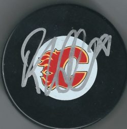 Autographed ELIAS LINDHOLM Calgary Flames Hockey Puck