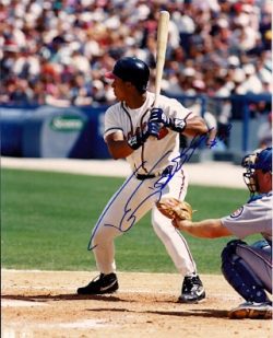 AUTOGRAPHED  TONY TARASCO Atlanta  Braves