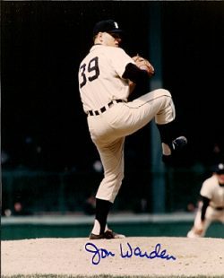 AUTOGRAPHED  photo JON WARDEN  Detroit Tigers