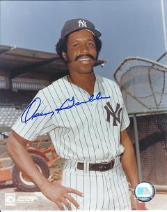 AUTOGRAPHED OSCAR GAMBLE 8x10 New York Yankees Photo
