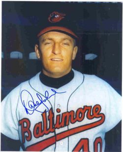 AUTOGRAPHED DAVE LEONHARD 8X10 Baltimore Orioles Photo