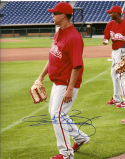 AUTOGRAPHED QUINTIN BERRY 8x10 Philadelphia Phillies Photo
