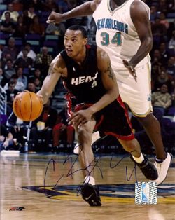 Autographed CARON BUTLER 8X10 Miami Heat Photo