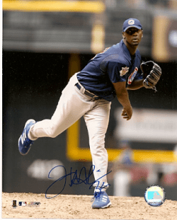AUTOGRAPHED  LATROY HAWKINS - Chicago Cubs photo
