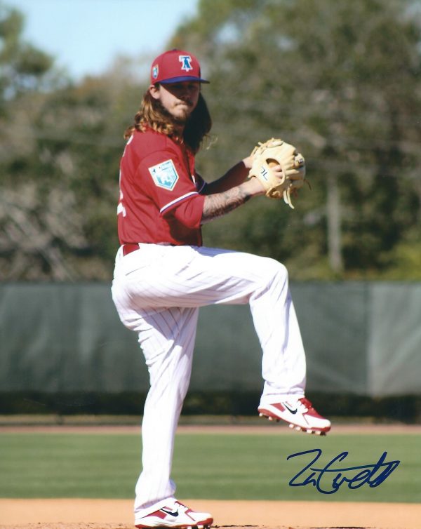 AUTOGRAPHED ZAC CURTIS 8X10 Philadelphia Phillies Photo