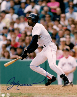 Autographed HOF'R ANDRE DAWSON 8x10 Boston Red Sox - Photo