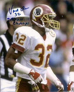 Autographed Vernon Dean 8x10 Washington Redskins Photo