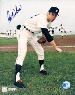 Autographed Pat Dobson 8x10 Detroit Tigers Photo