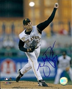AUTOGRAPHED ZACH DUKE 8X10 Pittsburgh Pirates Photo