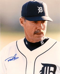 AUTOGRAPHED PHIL GARNER 8x10  Detroit Tigers Photo