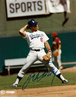 AUTOGRAPHED STEVE GARVEY Los Angels Dodgers photo