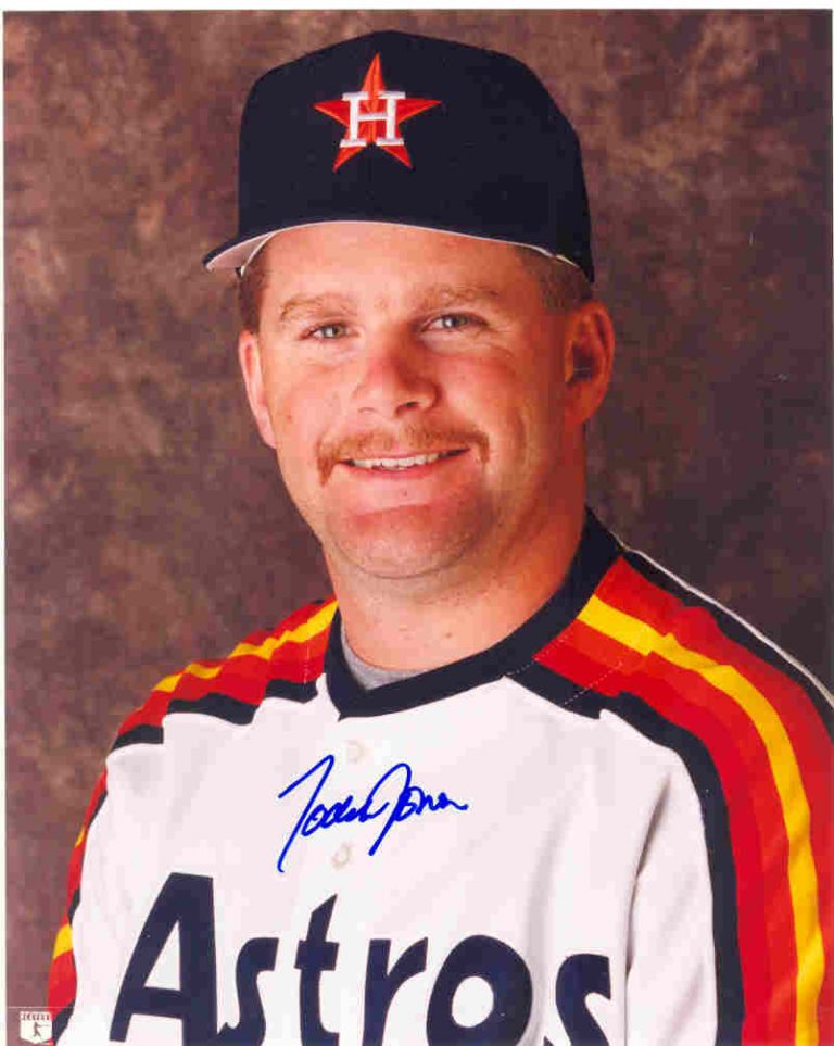 AUTOGRAPHED TODD JONES 8x10 Houston Astros Photo Main Line Autographs