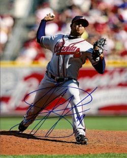 AUTOGRAPHED JAIR JURRJENS 8X10 Atlanta Braves Photo