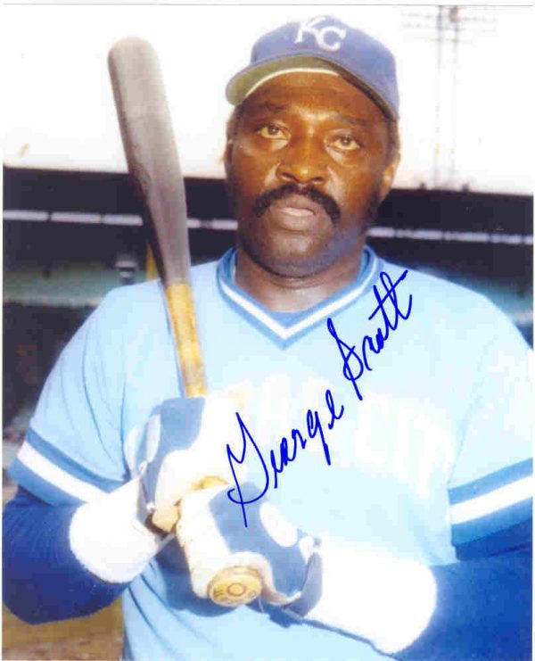 AUTOGRAPHED GEORGE SCOTT 8x10 KC Royals Photo