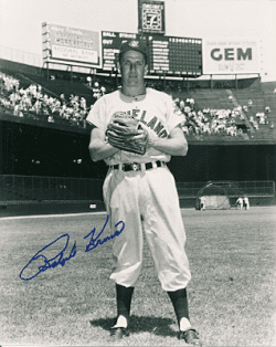 Autographed HOF'R RALPH KINER Cleveland Indians - Photo