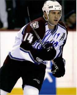Autographed IAN LAPERRIRE Colorado Avalanche Photo