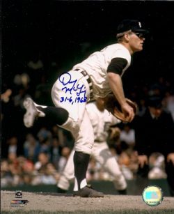 AUTOGRAPHED DENNY MCLAIN 8x10 Detroit Tigers Photo