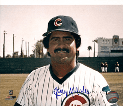 AUTOGRAPHED JERRY MORALES 8x10 Chicago Cubs Photo