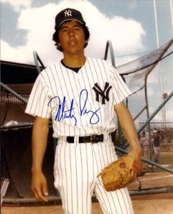 AUTOGRAPHED  photo MARTY PEREZ New York Yankees