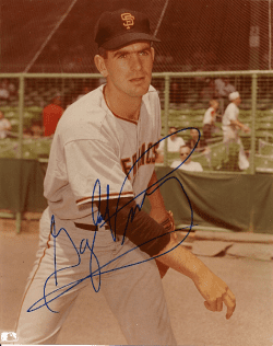 Autographed GAYLORD PERRY San Francisco Giants  Photo