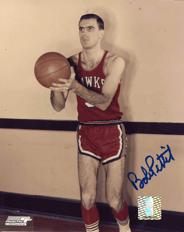 Autographed BOB PETTIT 8x10 St. Louis Hawks Photo