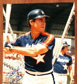 AUTOGRAPHED PHIL GARNER 8X10 Houston Astros Photo