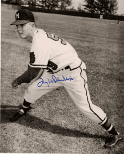 AUTOGRAPHED TAYLOR PHILLIPS 8x10 Milwaukee Braves Photo
