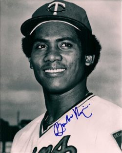 AUTOGRAPHED BOMBO RIVERA -  Minnesota Twins photo