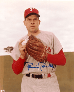AUTOGRAPHED  ROBIN ROBERTS 8x10 Philadelphia Phillies Photo