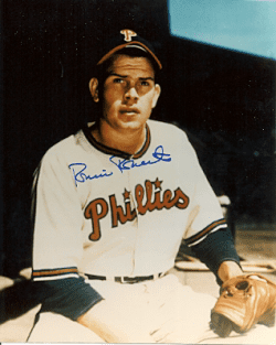 Autographed ROBIN ROBERTS - Philadelphia Phillies - Photo