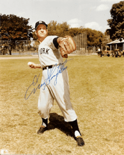 Autographed  ENOS SLAUGHTER 8x10 New York Yankees - Photo