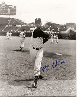 AUTOGRAPHED  R.C. STEVENS 8x10 Pittsburgh Pirates Photo
