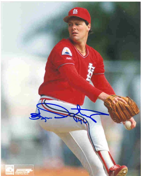 AUTOGRAPHED KEN DAYLEY 8X10 St. Louis Cardinals photo