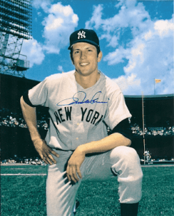 AUTOGRAPHED JOE VERBANIC 8X10 New York Yankees Photo