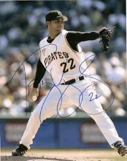 AUTOGRAPHED RYAN VOGLESONG 8X10 Pittsburgh Pirates Photo