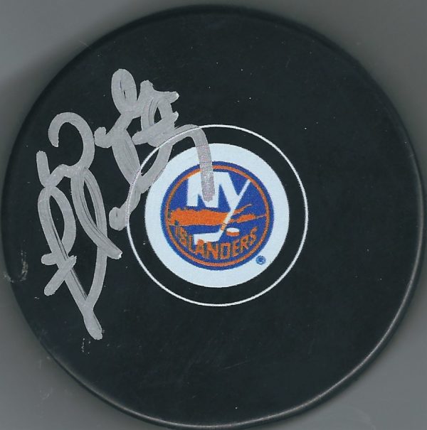 Autographed WADE FLAHERTY New York Islanders Hockey Puck