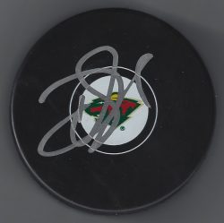 Autographed DEVAN DUBNYK Minnesota Wild Hockey Puck