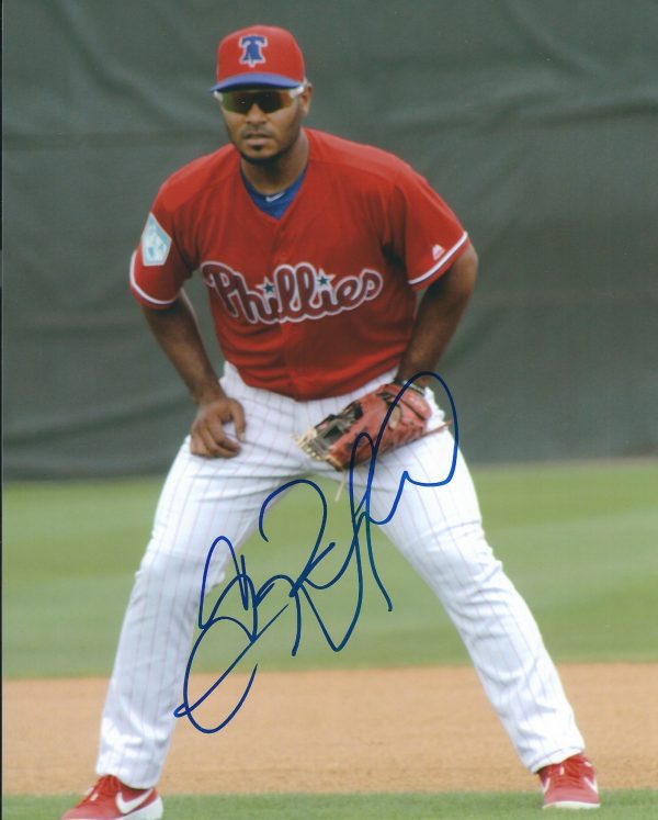 AUTOGRAPHED GREGORIO PETIT 8X10 Philadelphia Phillies